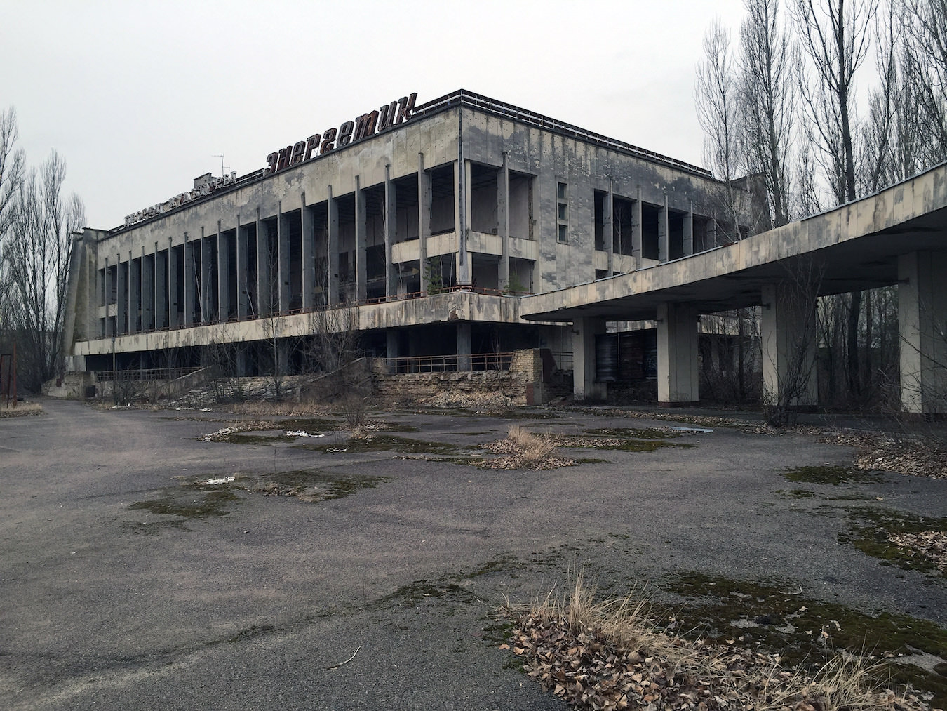 Prypjat was once a city of almost 50.000 people. Now it's a ghost town since 1986.